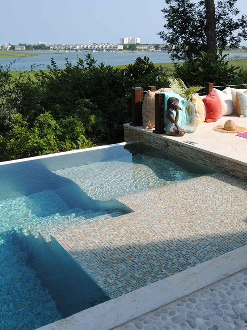 Best Shallow Pool Lounge Area Design Ideas & Remodel Pictures Houzz