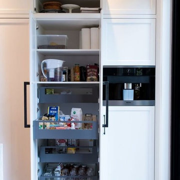 Built in Cabinets, Pull out Drawers