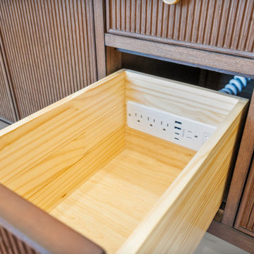 Integrated Vanity Power Station