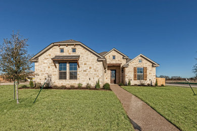 Example of an arts and crafts exterior home design in Austin