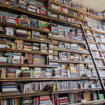 Custom Book Shelf - Tip Top Lofts
