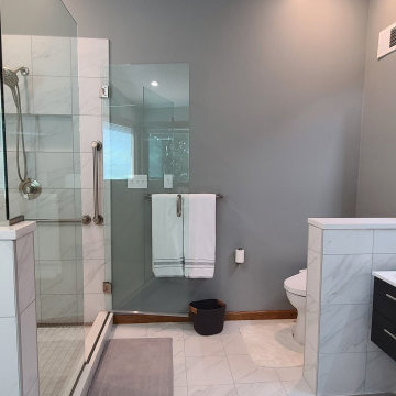 Noble Court Bathroom