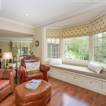 Cozy Stylish Den with New Bay Window - Renewal by Andersen Greater Toronto, Onta