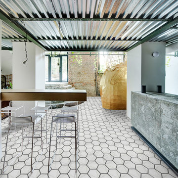 Geo 2 Hex Mesh Glass Tile Outdoor Kitchen