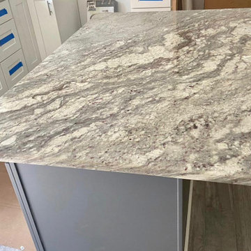 Kitchen Counter Tops and Islands