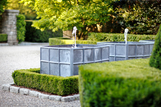 Klassisk Trädgård by Doyle Herman Design Associates