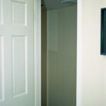 Kirkland Yarrow Hill Powder Room