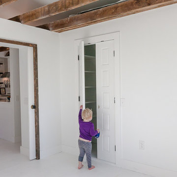 318 Oak Street Upstairs