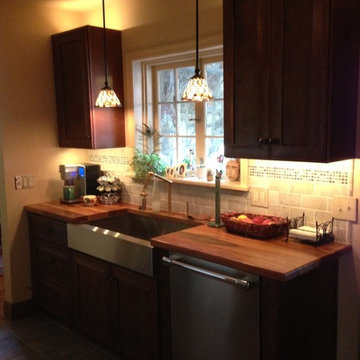 The Beauty of Spalted Pecan Countertops