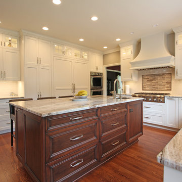 Timeless Transitional Kitchen - Grosse Pointe Shores