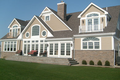 Inspiration for a timeless exterior home remodel in New York