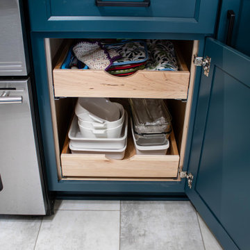 Two Tone Teal and Cream Kitchen with Romano White Quartz Countertop