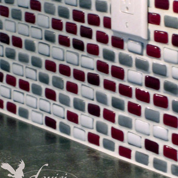 Kitchen - Dramatic Modern Red & Grey