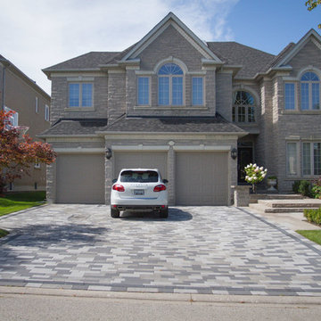 Contemporary Front Landscaping - Richmond Hill