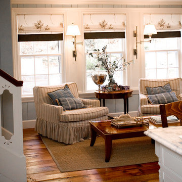 Bedford, NH Farmhouse Kitchen