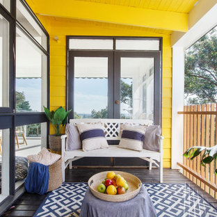 Beach style verandah in Melbourne.