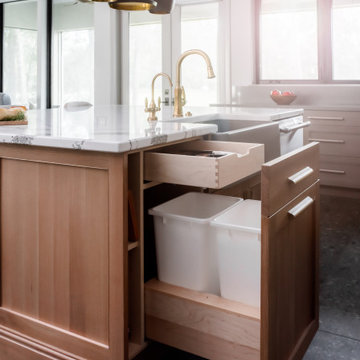 Golf Course New Build William Ohs Kitchen & Baths