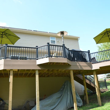 BC&L Custom AZEK deck with TimberTech Rails