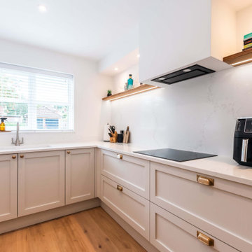 Contemporary Shaker Kitchen in Southampton