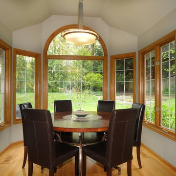Redmond - Fabulous Buchan Home  On Quiet Cul-De-Sac