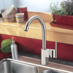 Danze Como Single Handle Pull-Down Kitchen Faucet - Kitchen Faucets