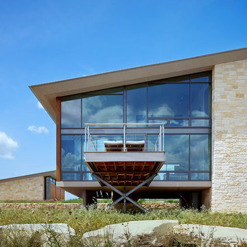 A Glass House in the Hill Country