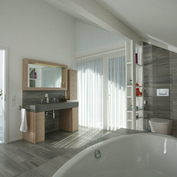 DAVINCI HAUS bathrooms