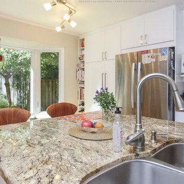 Bay Window in Fantastic Kitchen - Renewal by Andersen Greater Toronto & Ottawa