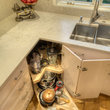 Transitional Kitchen