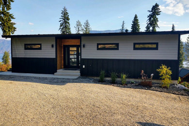 Inspiration for a modern exterior home remodel in Seattle