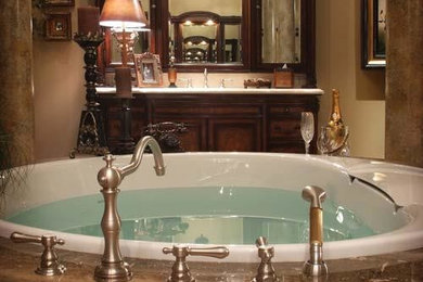 Inspiration for a bathroom remodel in Orlando
