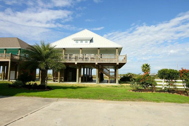 Exterior home idea in Houston
