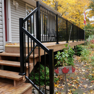 Picketing Deck Railing