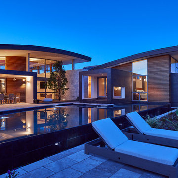 Curving Planes House