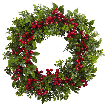 24" Berry Boxwood Wreath