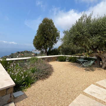 Villa M.