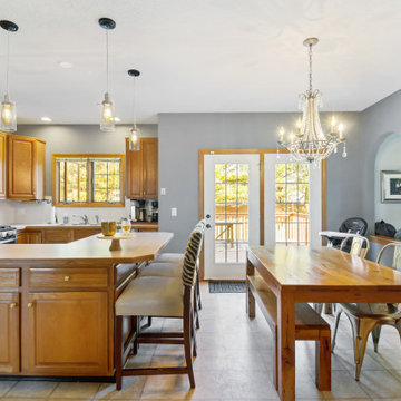 Contemporary Kitchen in North Canton