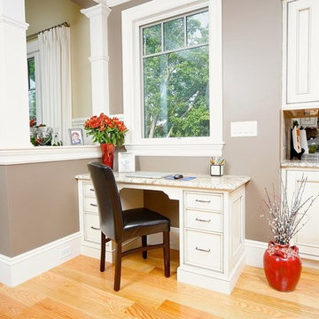 Lexington Home - Desk