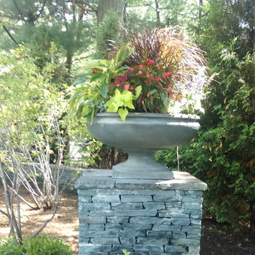 Oyster Bay Cove Campania Planters Project