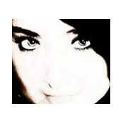 Monique Layzell's photo