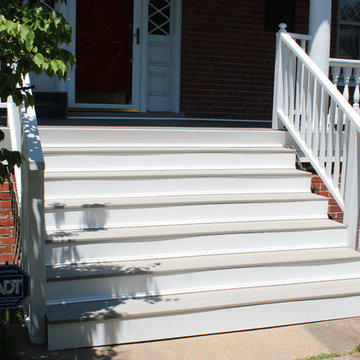 Porch Caroline Drive, Norfolk, VA
