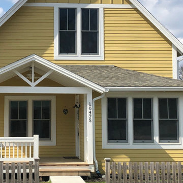 Comfortable three-bedroom cottage with built-ins at Inglenook of Zionsville