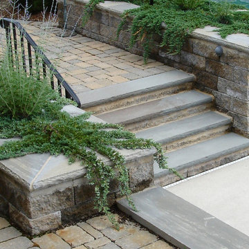 Pavers with bluestone steps