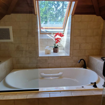 MoonDance Inn - MoonStruck Room Bath - After