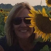 Suzy Powell's photo