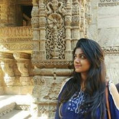 Pooja Dalvi's photo