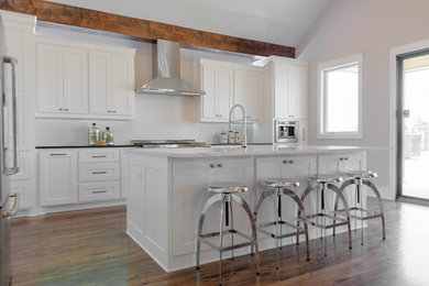 Inspiration for a craftsman kitchen remodel in Dallas