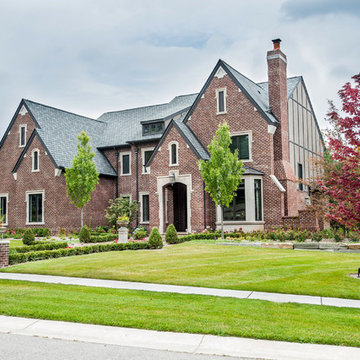 Cranbrook Custom Homes - Custom Colonial