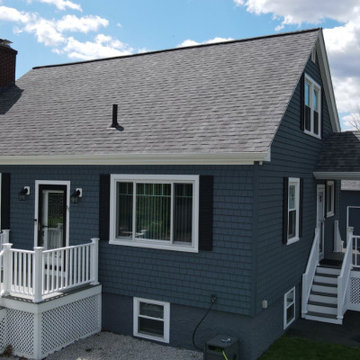 CertainTeed Cedar Impressions Sawmill Vinyl Siding Pacific Blue, Fall River, MA