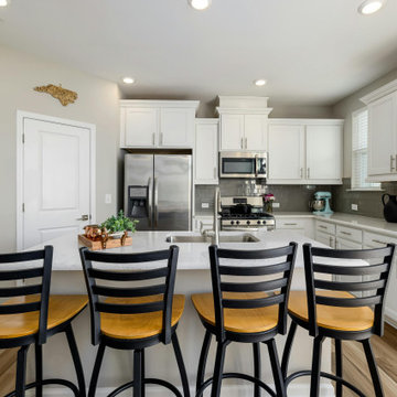 Bright & Cozy Kitchen with Bar Seating